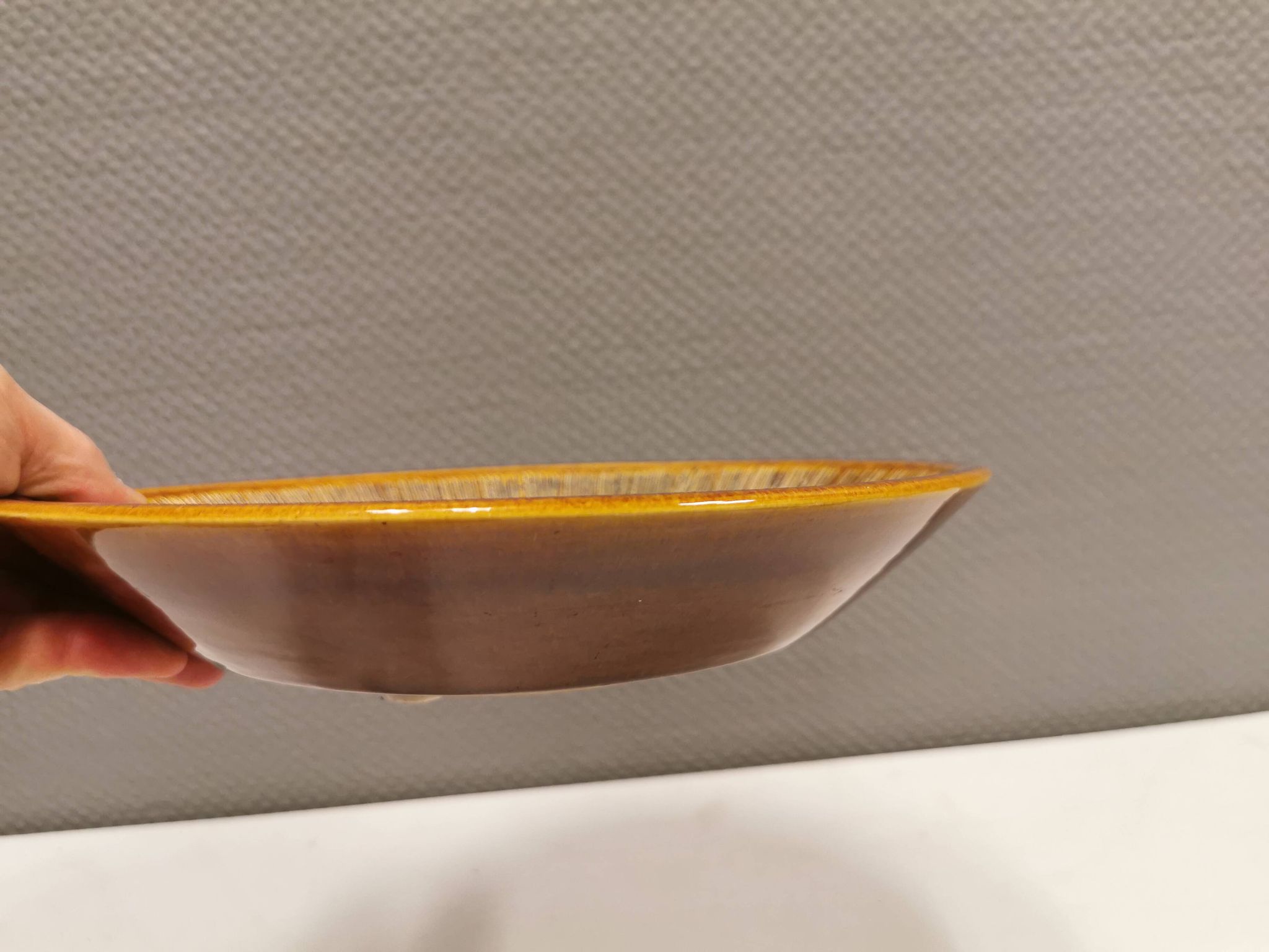 Ceramic dish, from Danish Søholm.  Estimated 1970-1980s