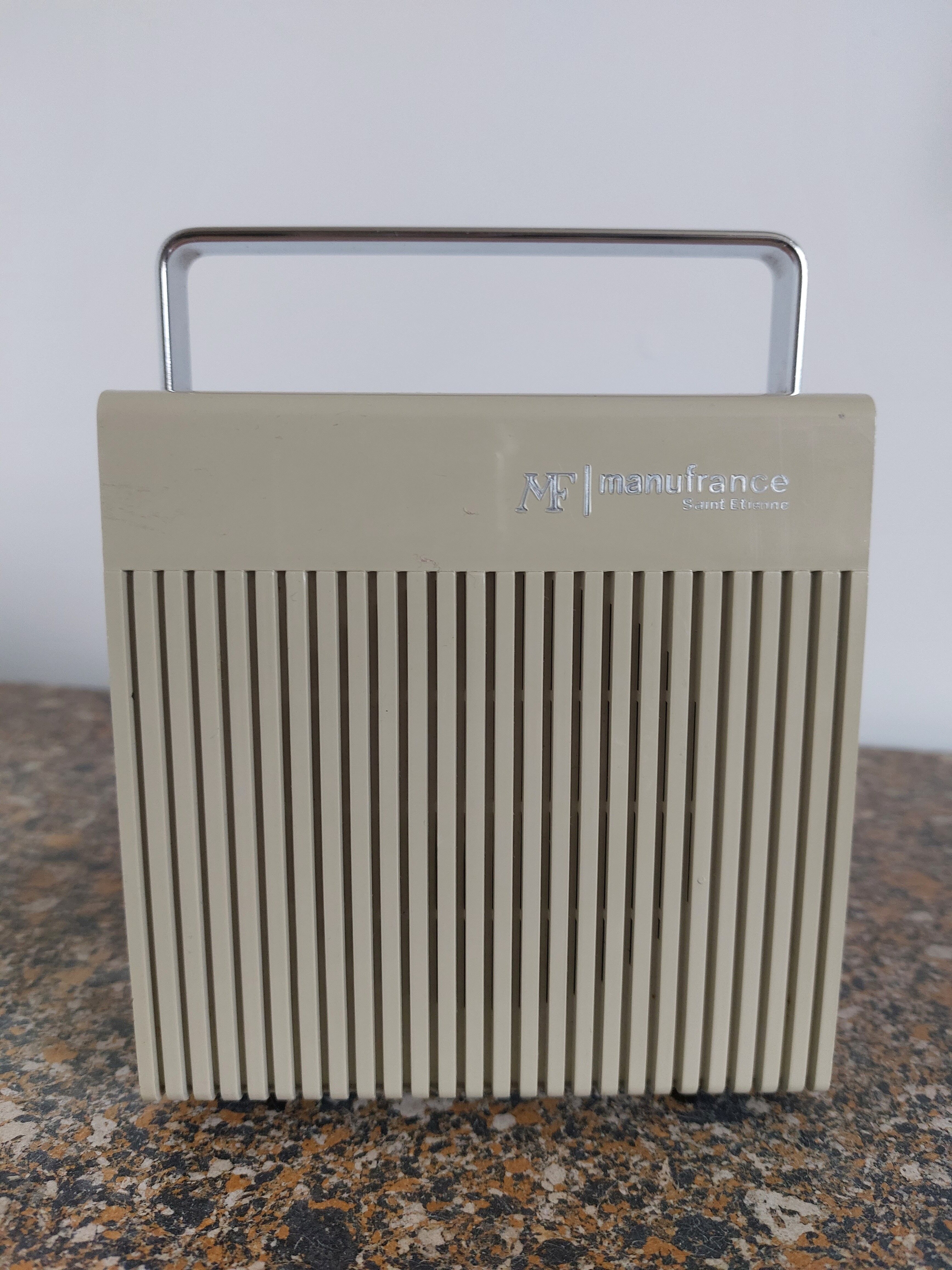Radio manufrance