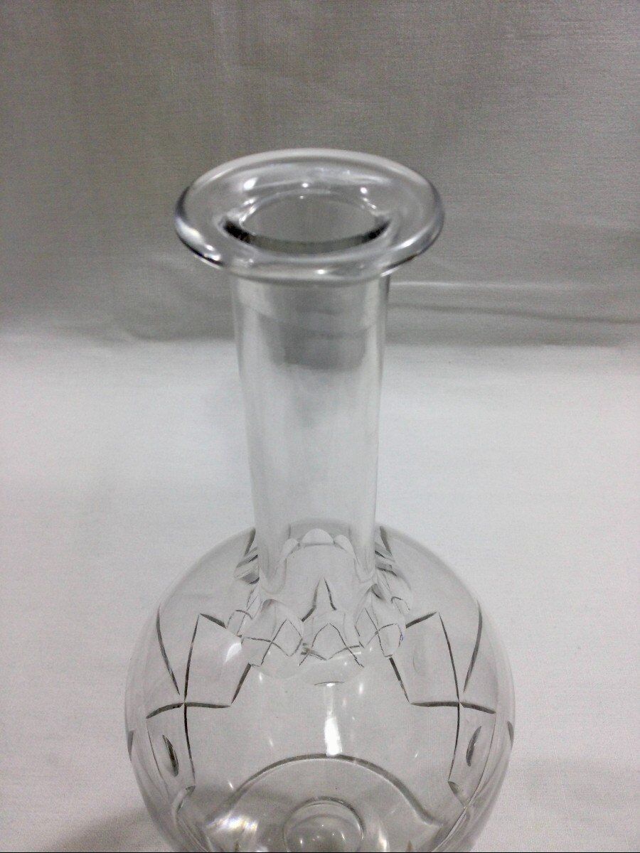 Crystal decanter