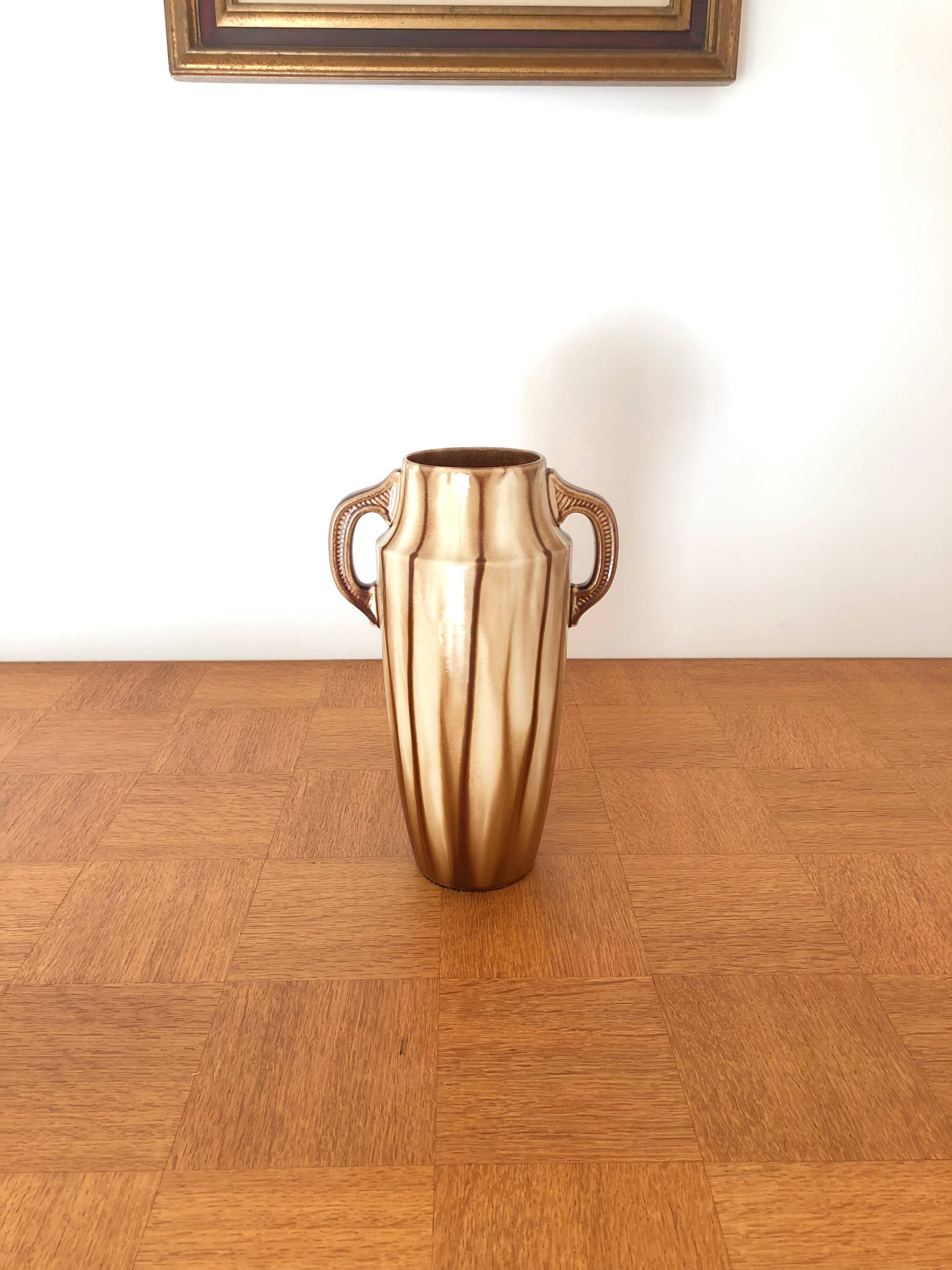 Art Deco slip vase, signed Louis Gueule