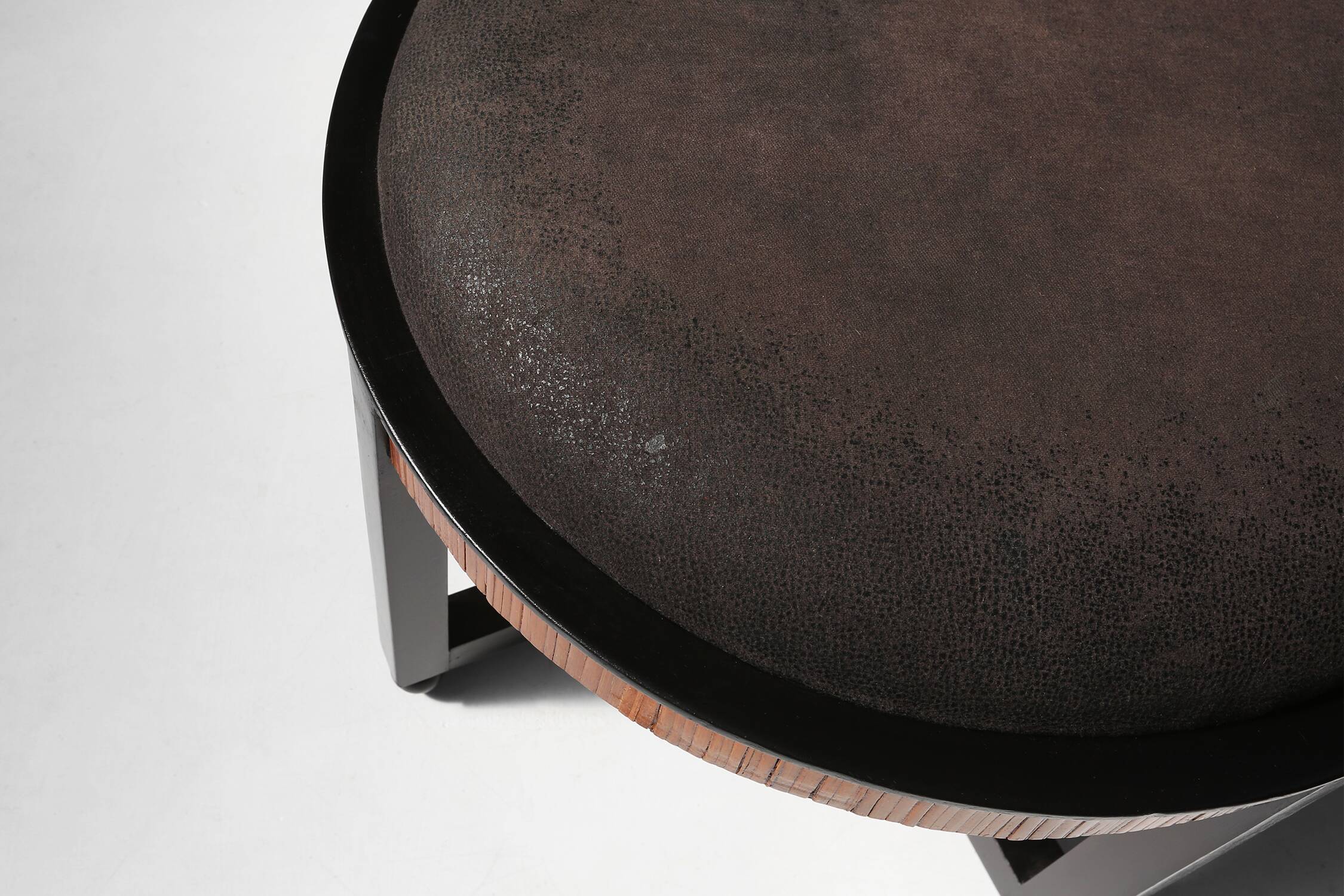 Pouf moderniste dans le style de Huib Hoste 1920