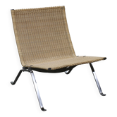 Chaise longue modèle PK22 de Poul Kjærholm réalisée par Fritz Hansen