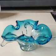 Large Vide Poche/Ashtray Murano. Made of blown art glass. Diameter 28 cm.