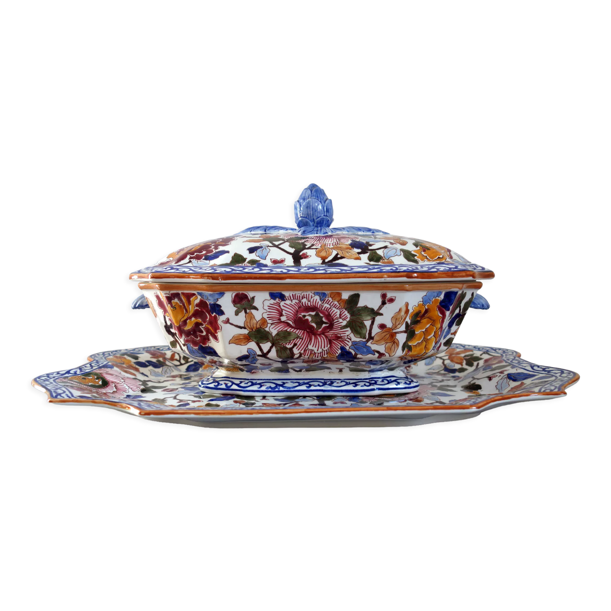 Tureen Gien on its model tray Peonies