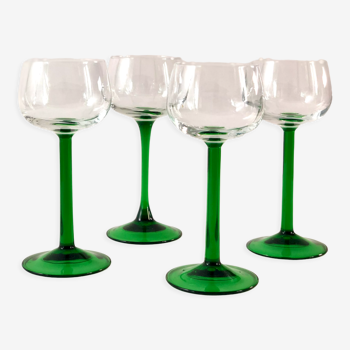 4 verres de vin blanc d'Alsace, pieds vert