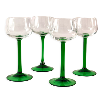 4 Glasses of white wine from Alsace, green feet