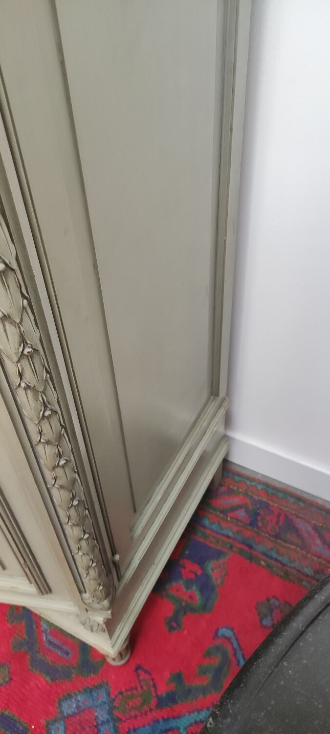 Wardrobe 3 doors, 3 drawers Louis XVI style patinated