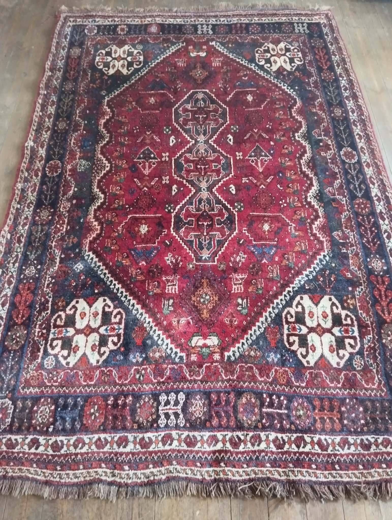 Tapis Persan Shiraz fait main 265x173cm