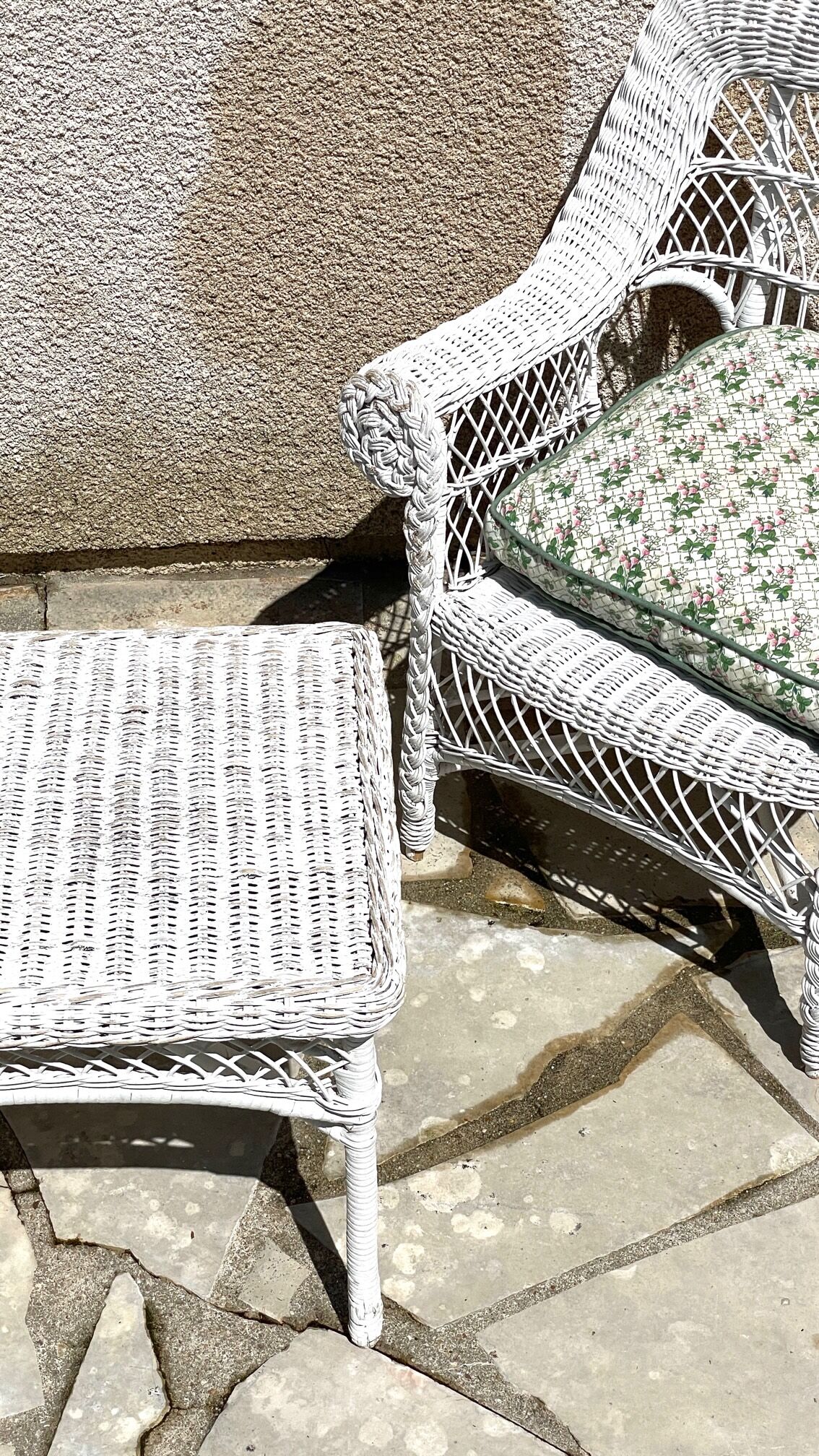 Table basse de jardin rotin vintage