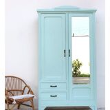 Armoire parisienne
