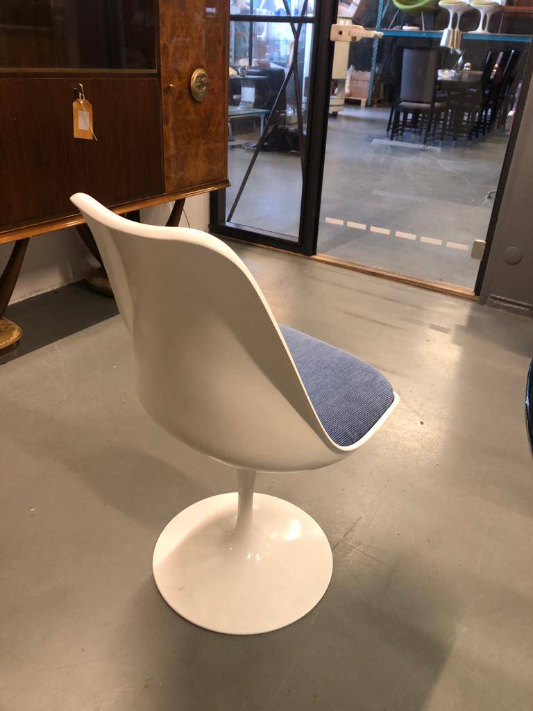 “Tulip” chairs by Eero Saarinen for Knoll International, USA 1960