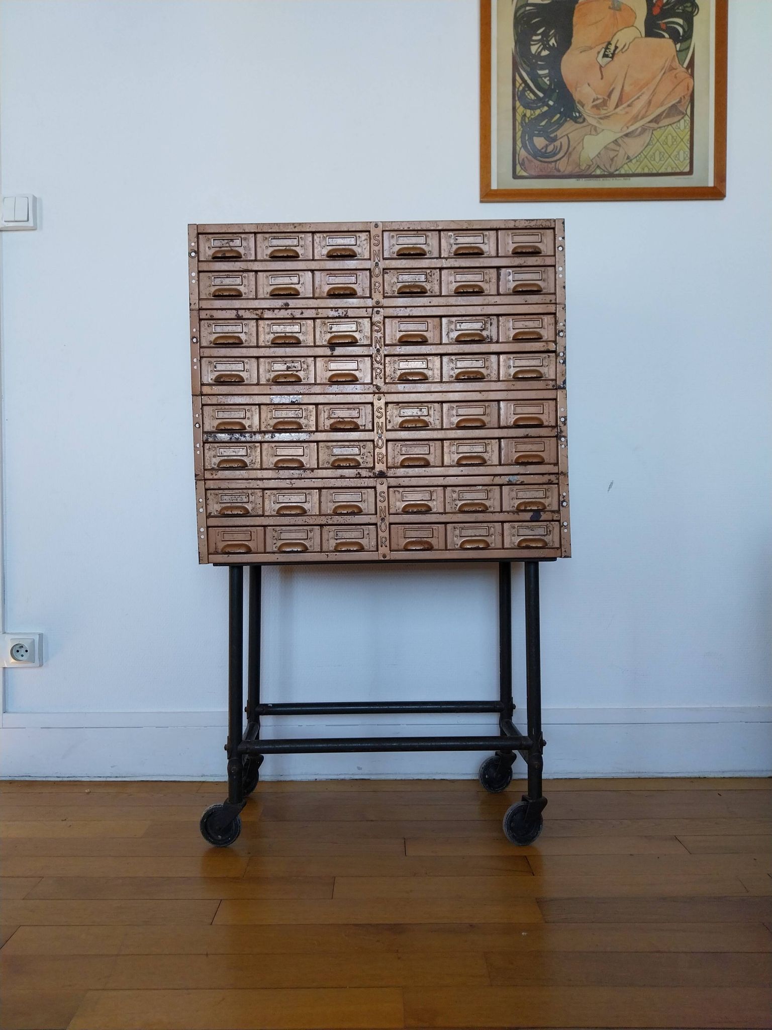 Industrial workshop cart with metal drawer cabinet S.N.O.R.
