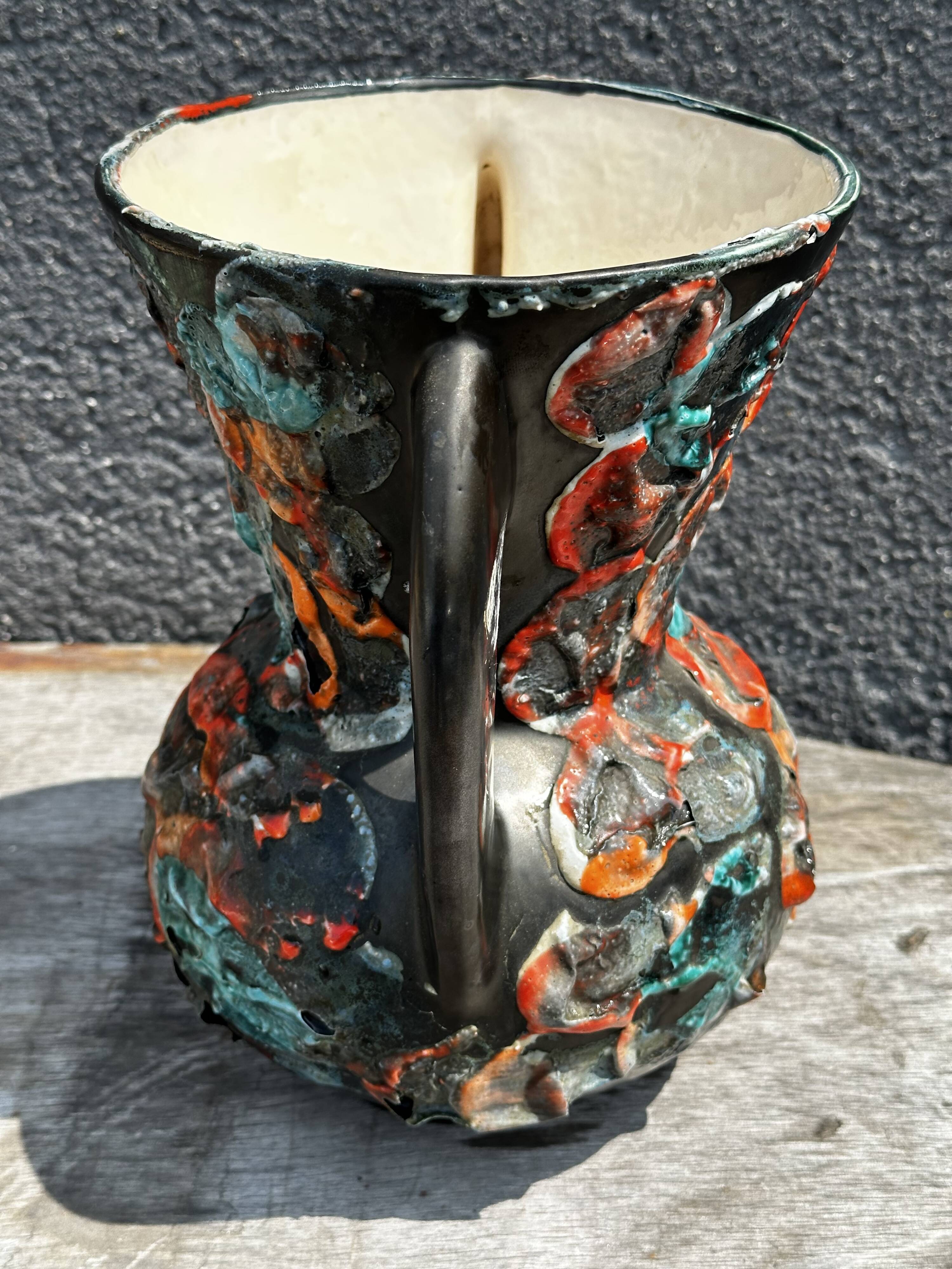 Rocaille amphora vase, Fat Lava