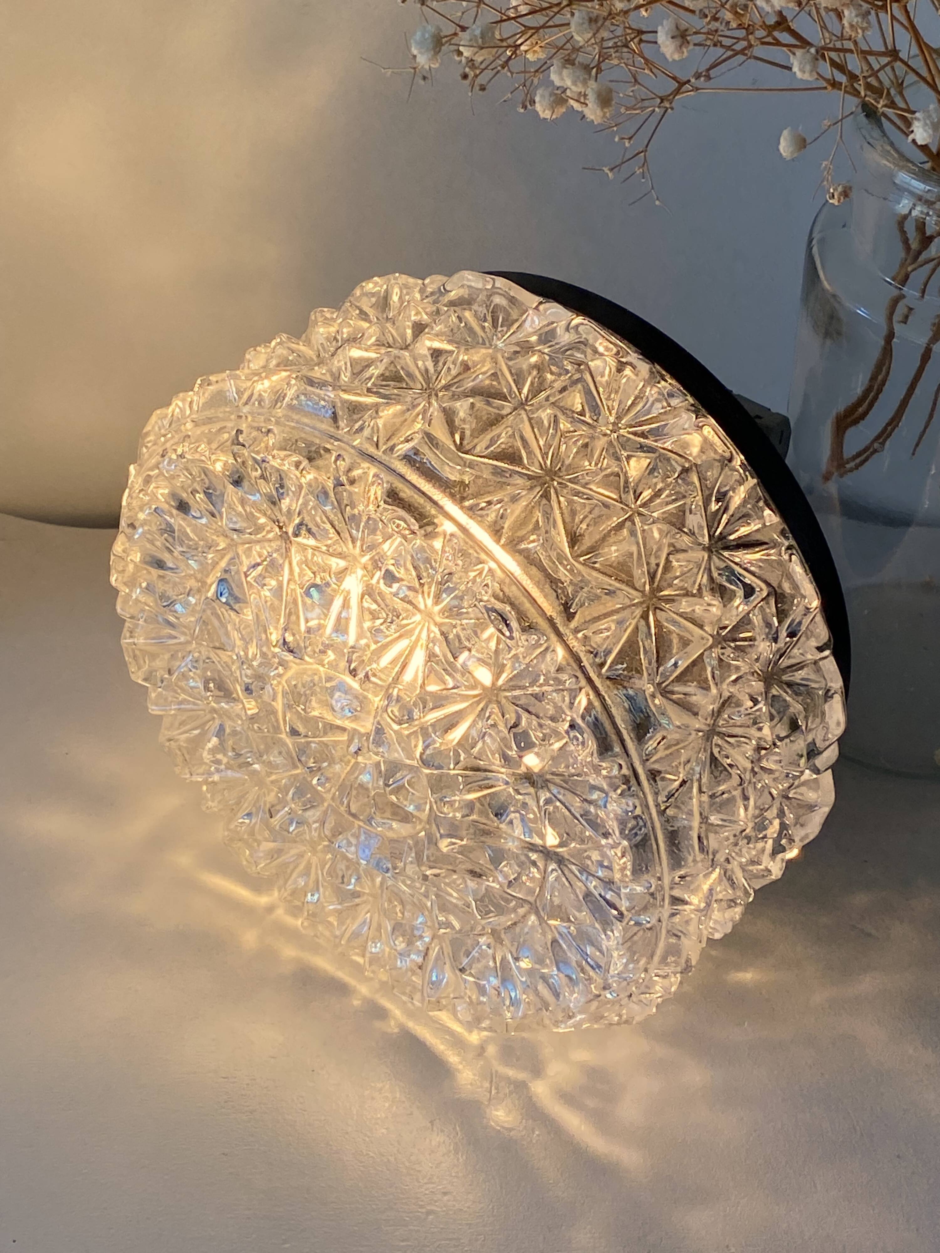 Ceiling light/wall light from the 70s