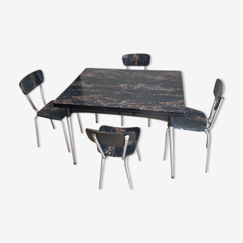 Extendable table + 4 marbled formica chairs