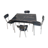 Extendable table + 4 marbled formica chairs
