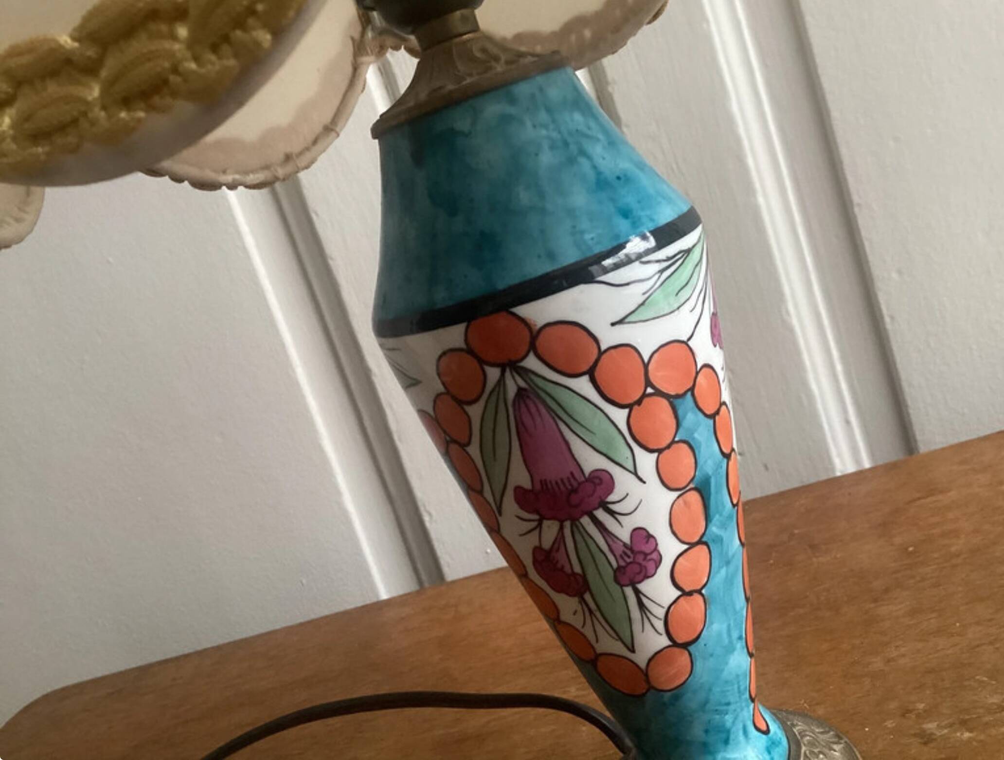 Antique table lamp in Limoges porcelain and gilded bronze