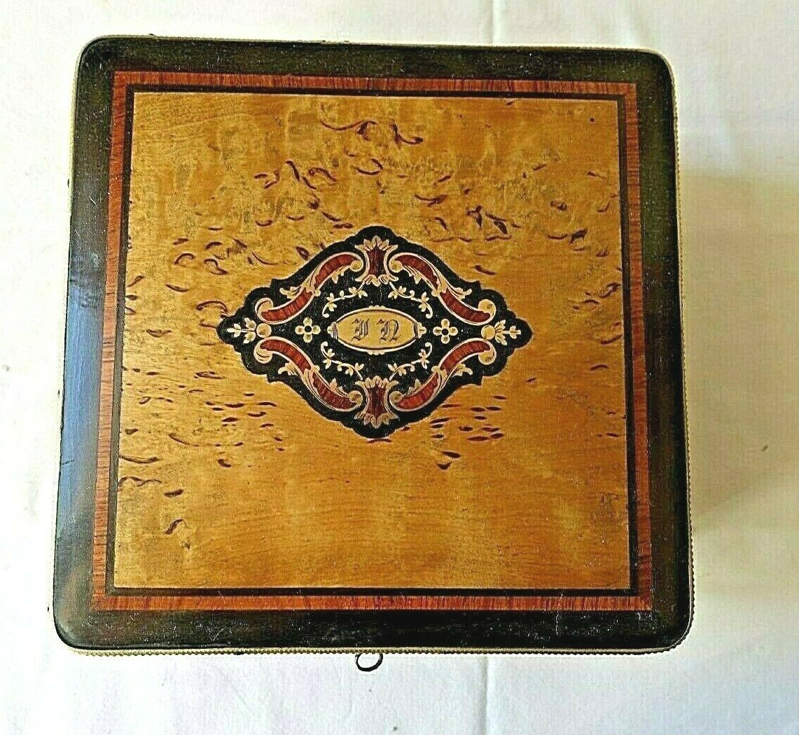 Handkerchief box XIX marquetry Boulle