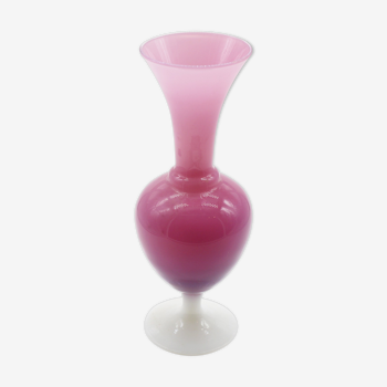 Vase vintage en opaline rose