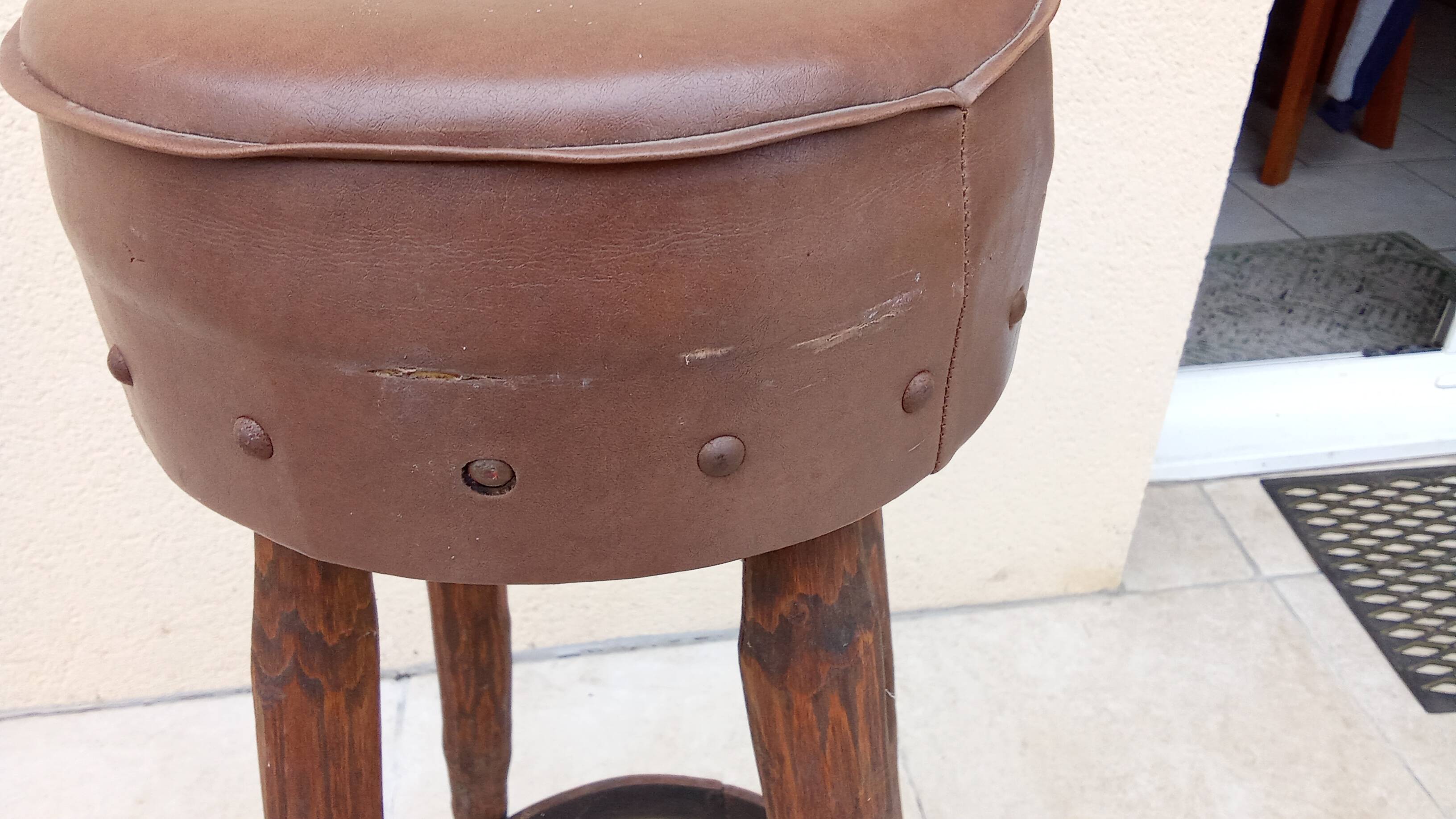 Paire de tabouret de bar haut vintage brutaliste