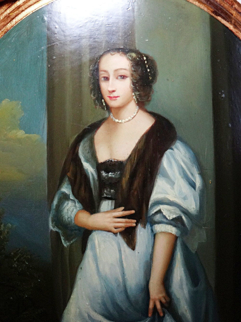 Elegant grand portrait medallion oil on curved Venetian wood vintage