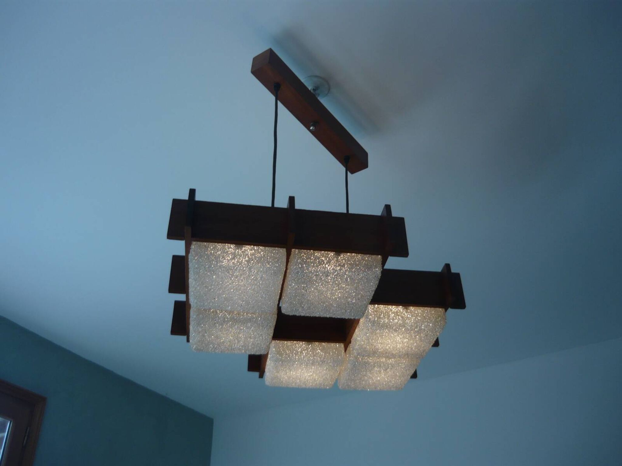 Plafonnier vintage en teck et perspex xl