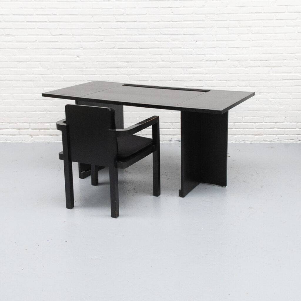 Chaise et bureau Walter Gropius Fagus