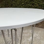 Dining table "Ellipse" by Arne Jacobsen for Fritz Hansen