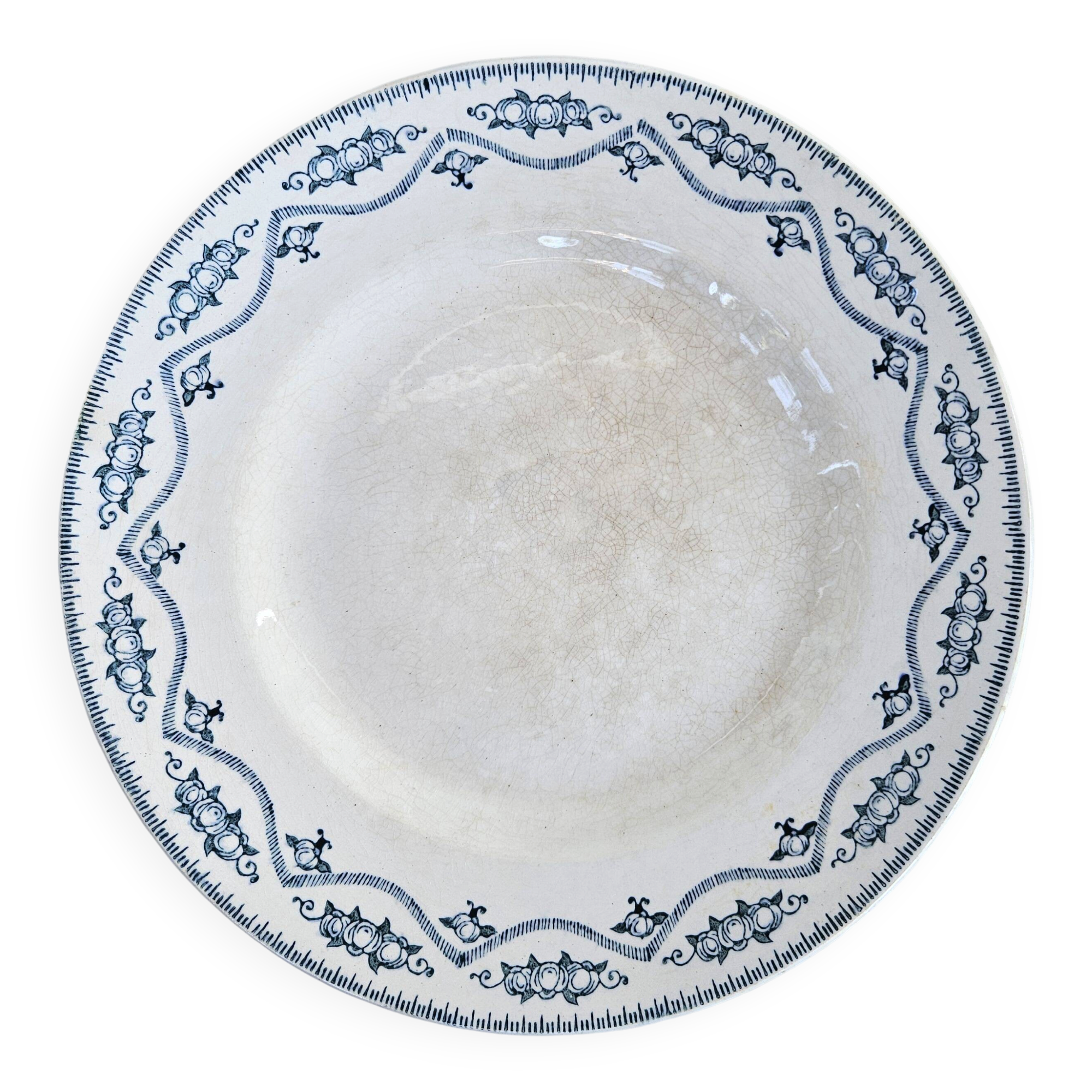 Cup on pedestal Saint Amand ironstone