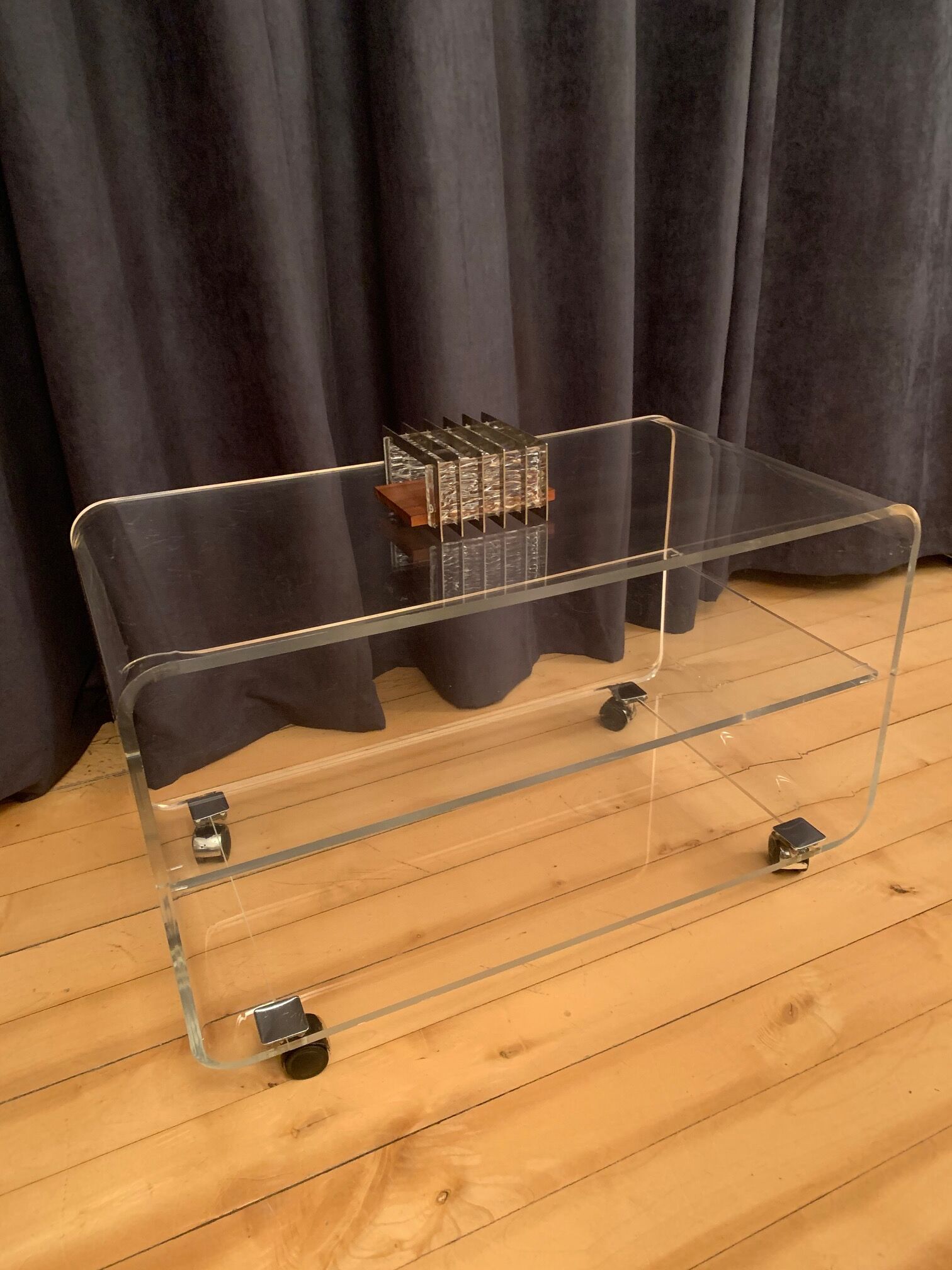Lucite coffee table 70s