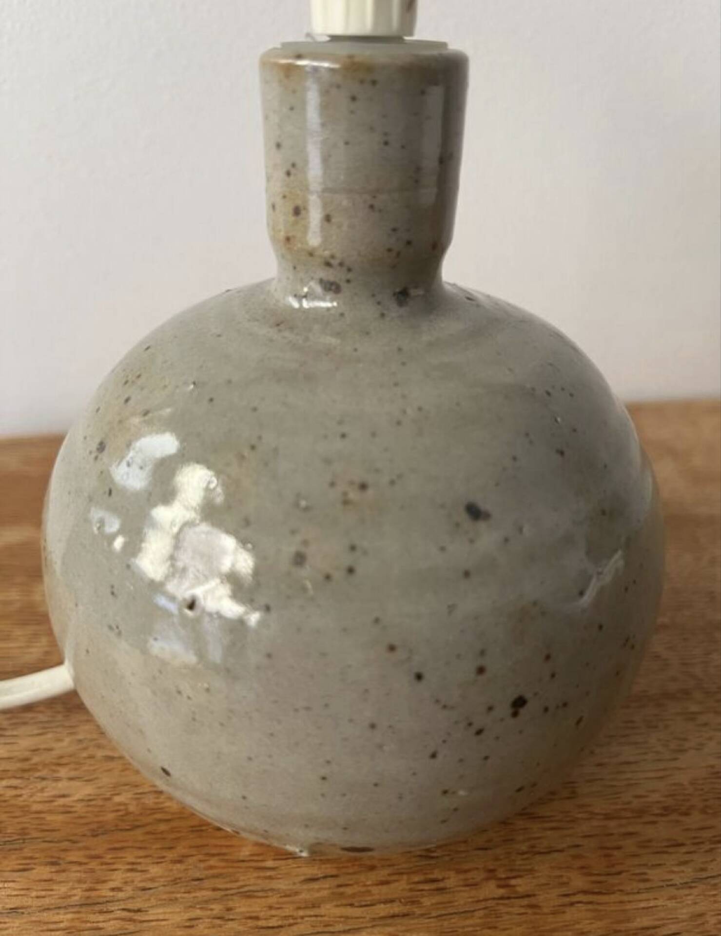Lampe vintage en grès et abat-jour laine