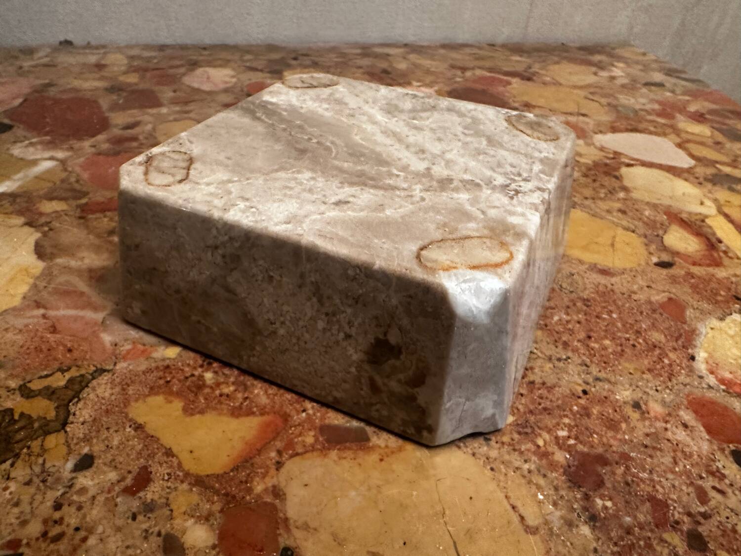 Ashtray, beige marble catch-all.