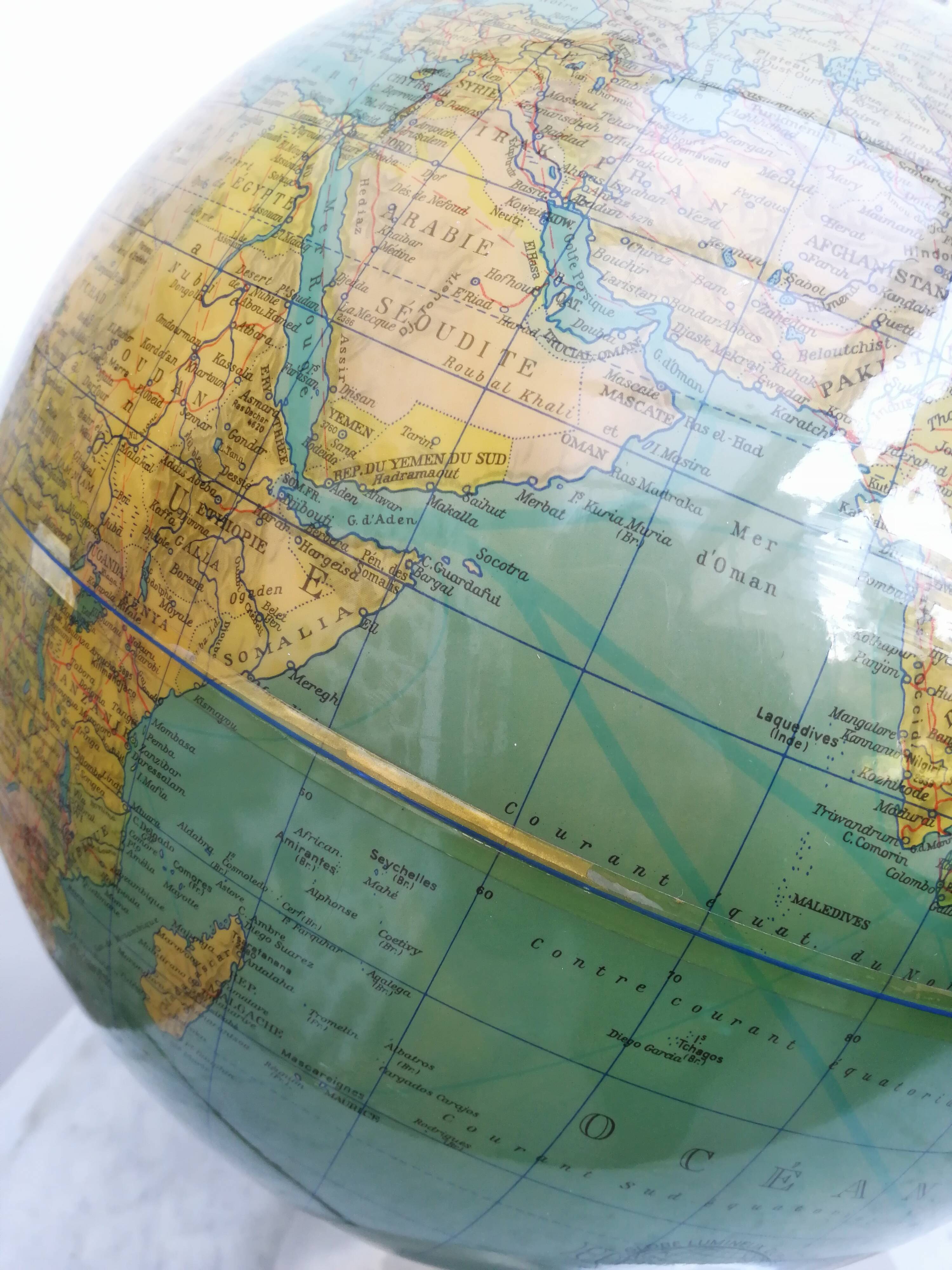 Large luminous globe Hercules