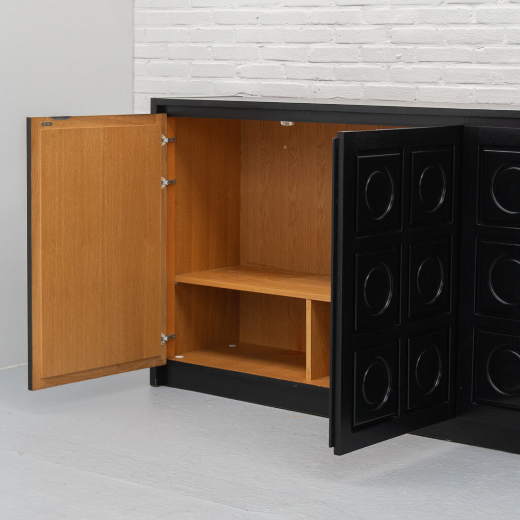 Buffet brutaliste belge des années 1970
