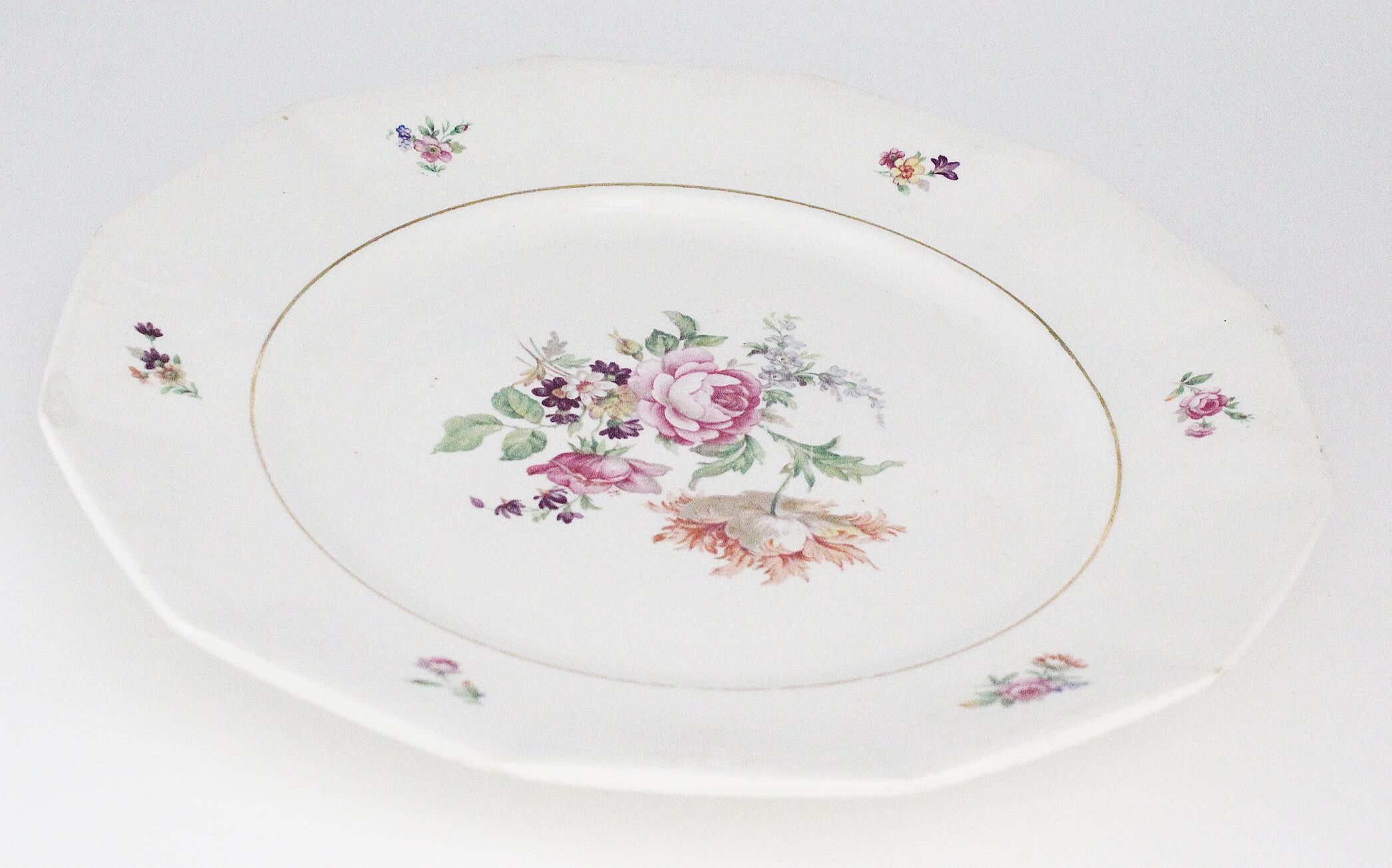 Lot de 5 assiettes Saint Amand ceranord