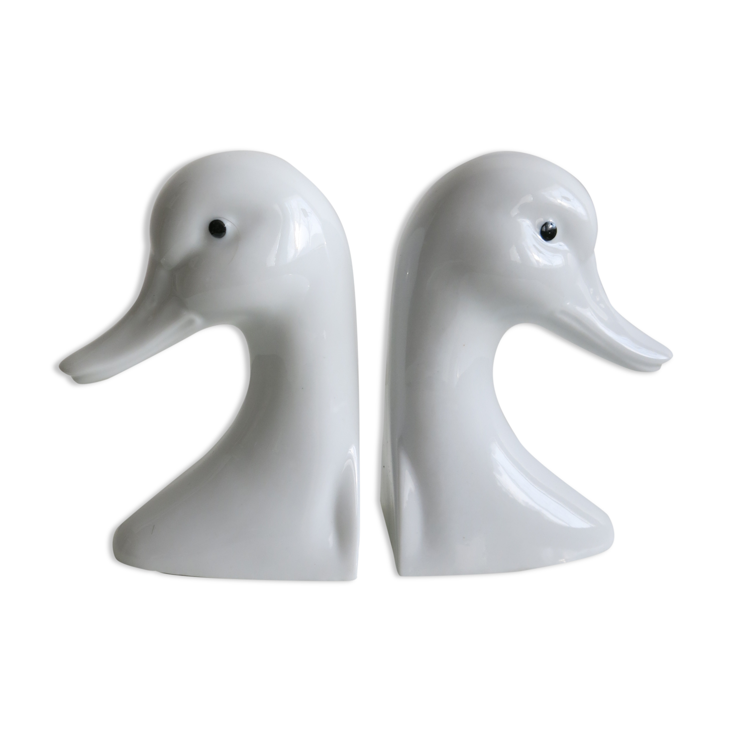 Pair of swan bookends