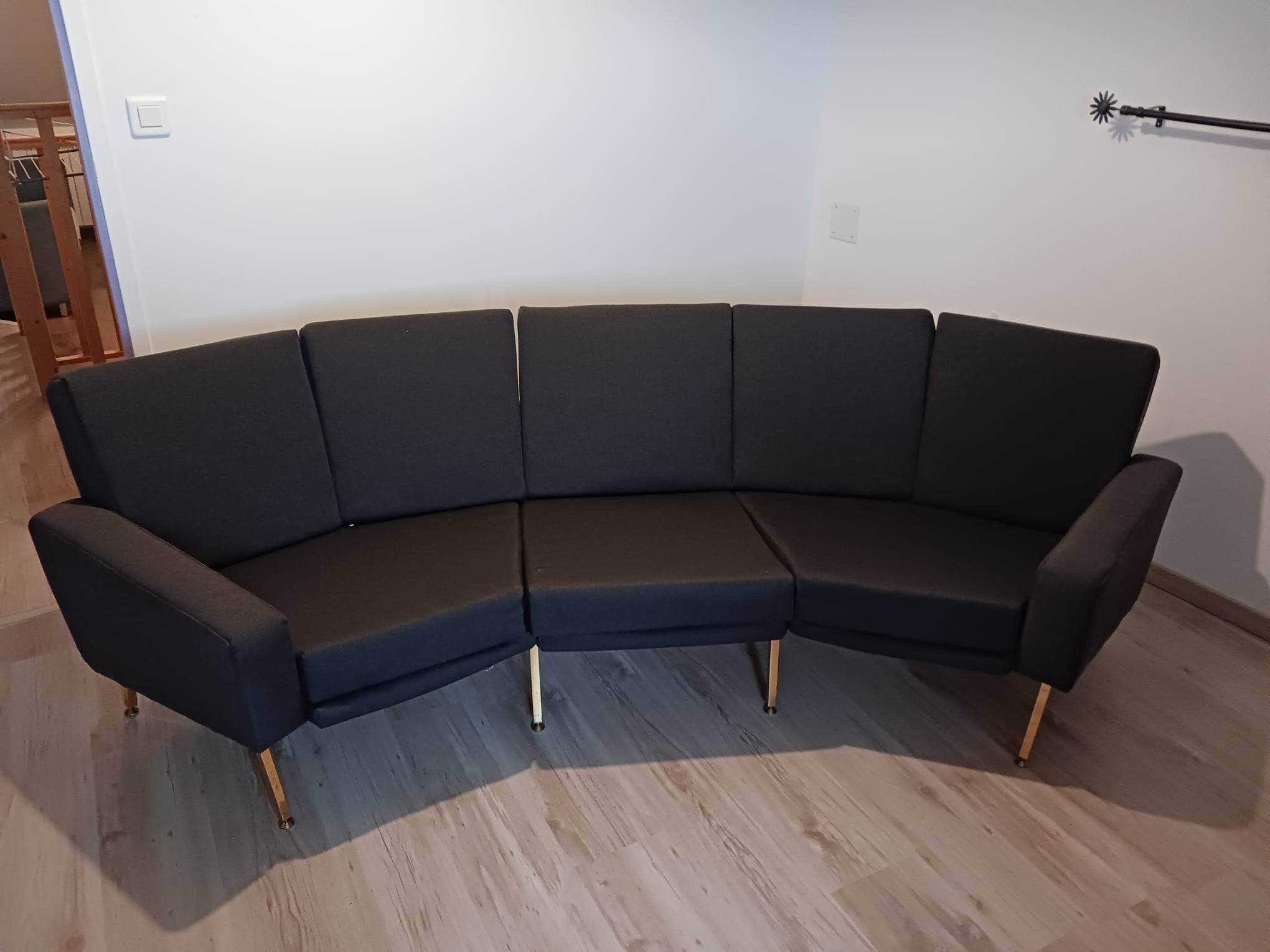 Panoramic model sofa produced by Airborne 1954 by Pierre Guariche