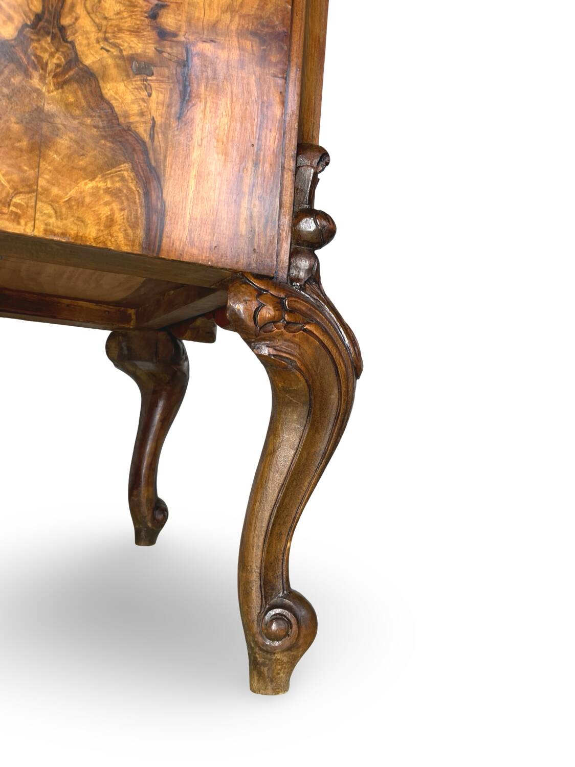 Italian nightstands from the 1930s