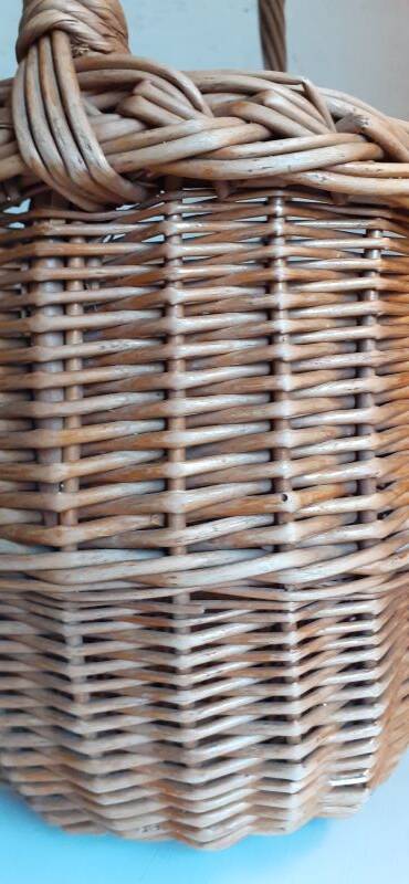 Vintage wicker oval basket