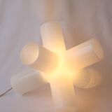 Crosslight table lamp