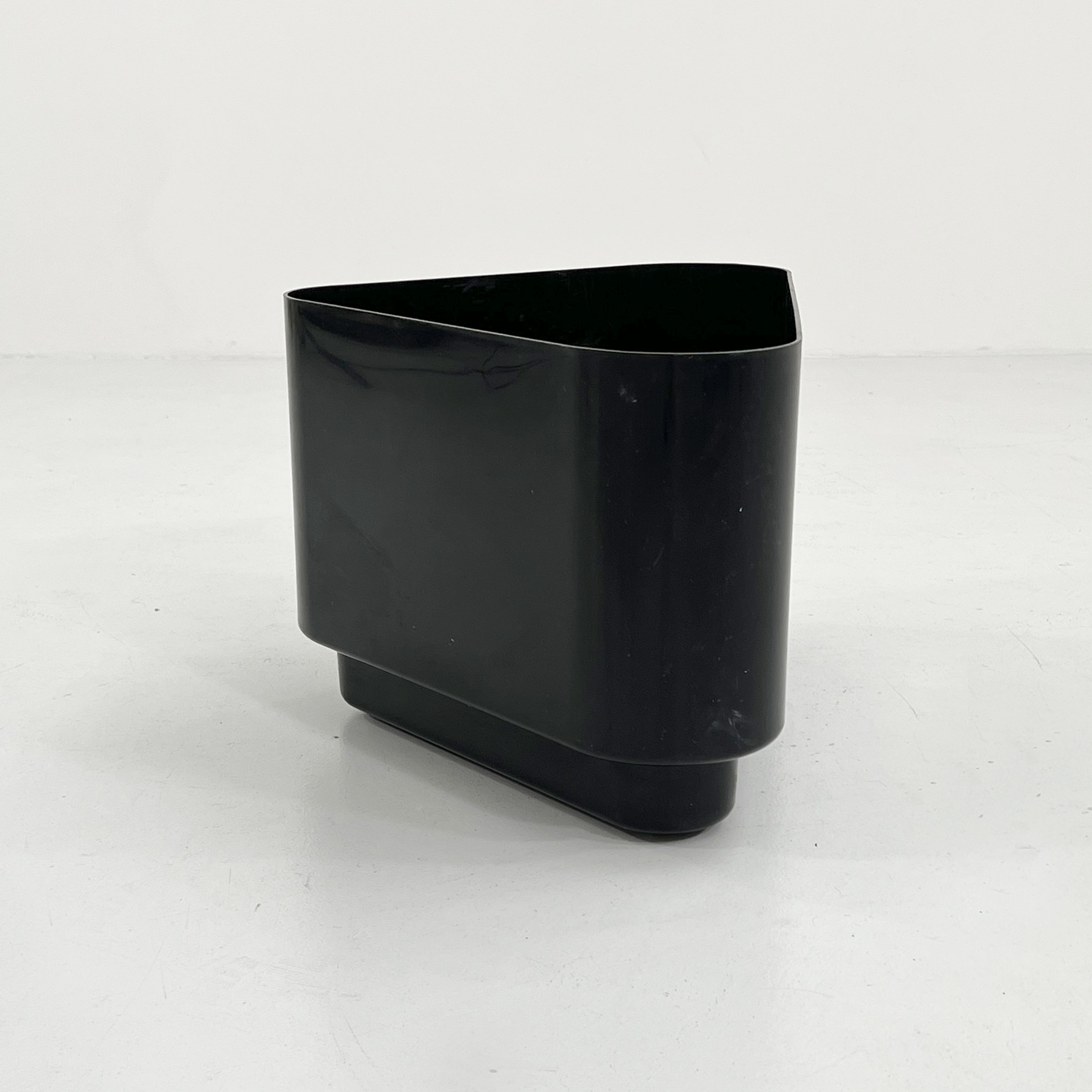 Corner planter on wheels by Nena Balsari for Kartell, 1970