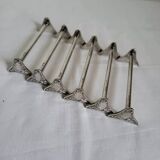 6 Silver metal knife holders