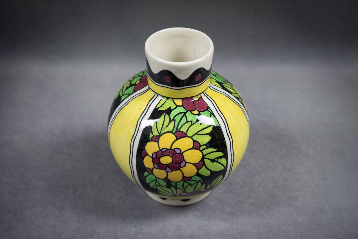 C. CATTEAU - Boch Keramis La Louvière - Art Deco Vase from the 1930s