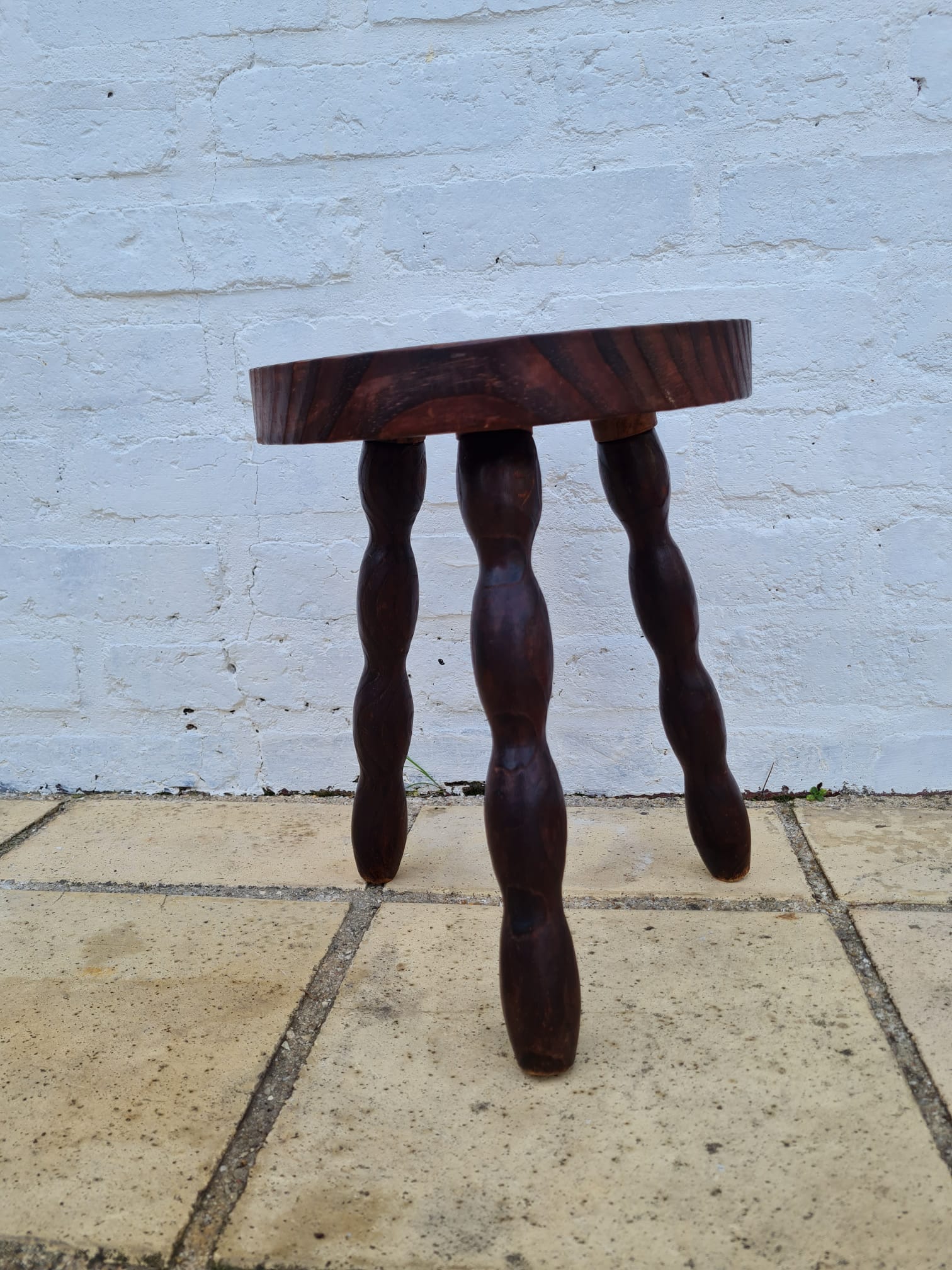 Tripod stool