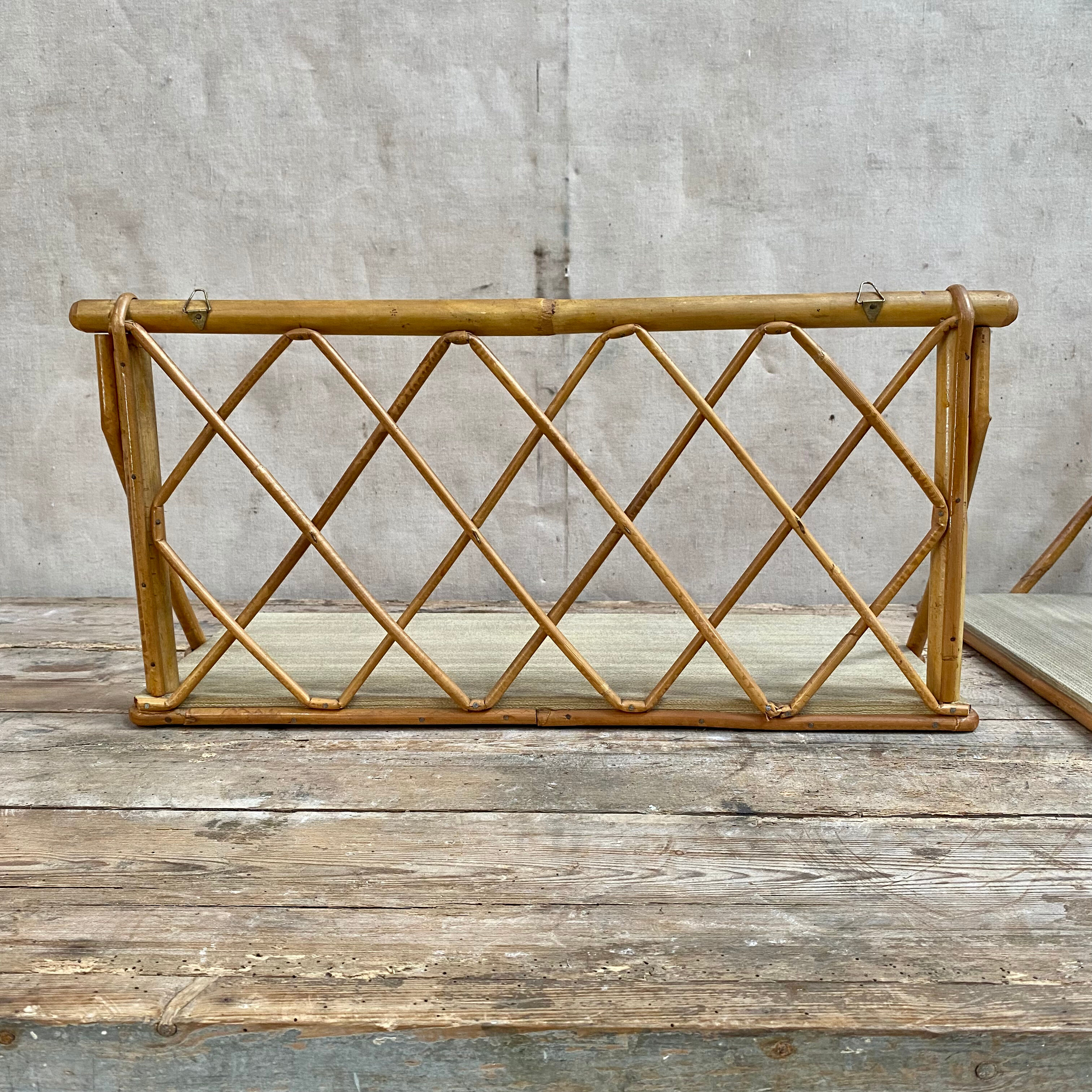 Paire d’étagères  rotin vintage