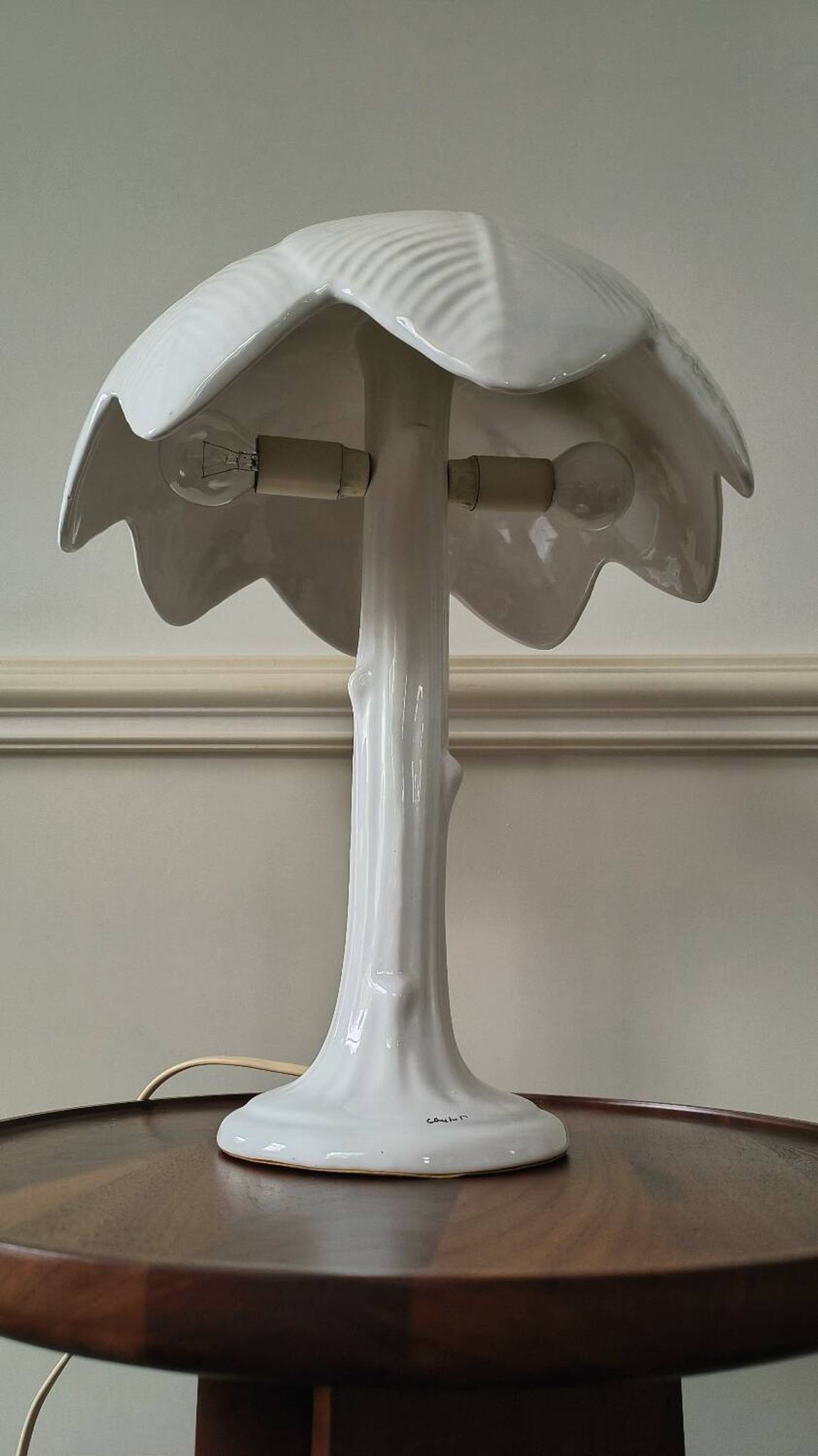 Ceramic palm lamp