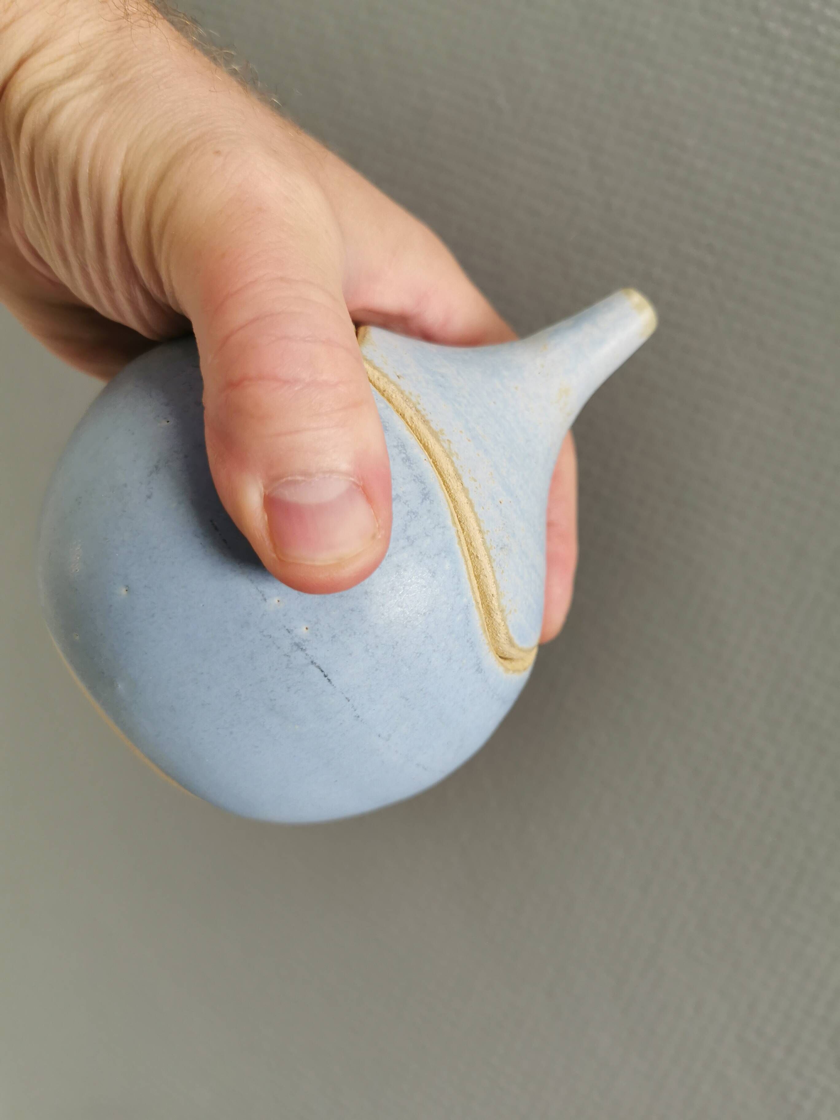 Sugar bowl/Lidded jar in ceramic, Danish from the 1980s-90s.