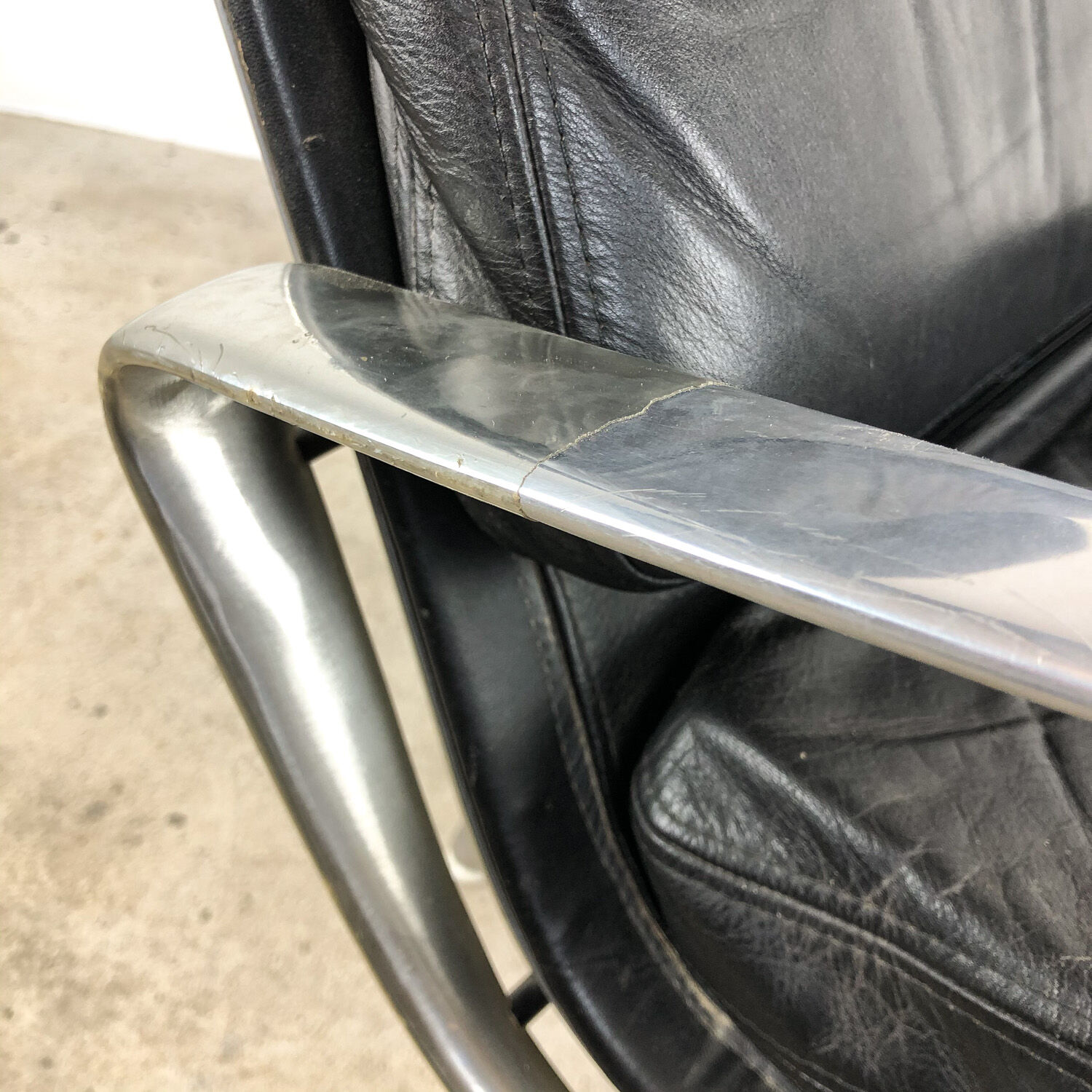 Charles and Ray Eames Softpad chair EA 216 edition Herman Miller, 1960