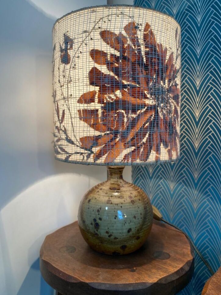 Sandstone laying lamp