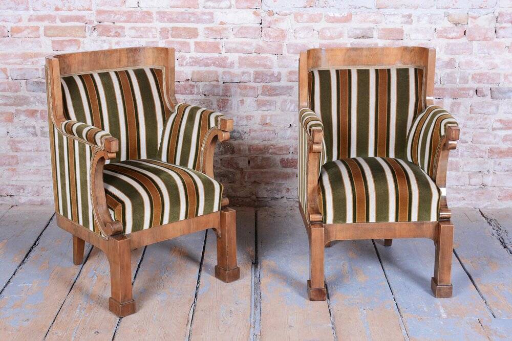 Biedermeier Seating Set in Walnut, 1830s, Set of 3